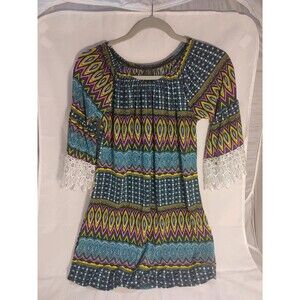 Win Win Shirt Women’s Small Medium Green Blue Lace Tunic Half Sleeve